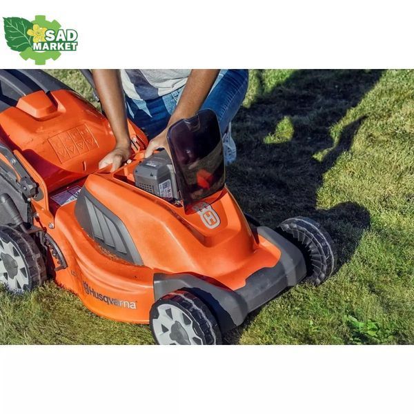 Аккумуляторная газонокосилка Husqvarna LC 247i 9705420-01 фото