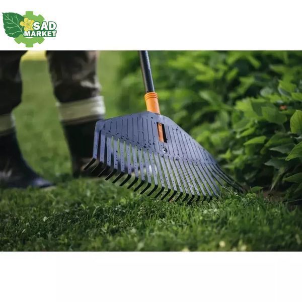 Граблі пластикові з ручкою Fiskars Solid L (135016) 1003465 фото
