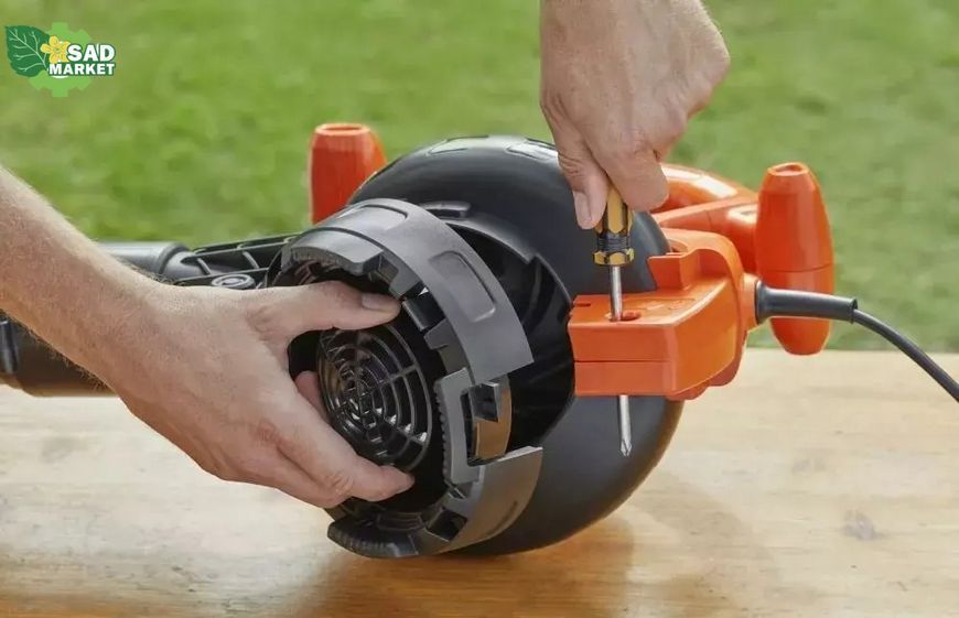 Пилосос-повітродувка садовий електричний BLACK+DECKER BEBLV 260 BEBLV260 фото