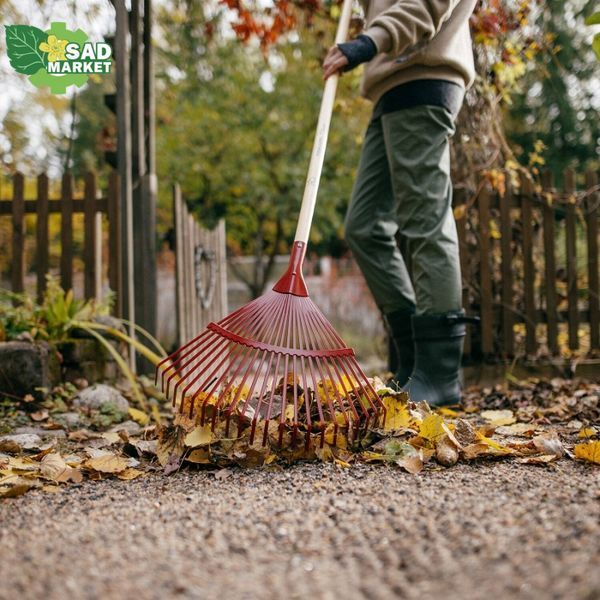 Грабли стальные веерные с ручкой Fiskars Classic 1001586 фото