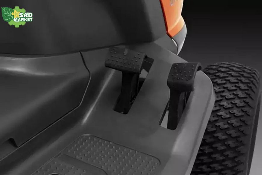 Садовый бензиновый трактор Husqvarna TС 114 9706223-01 фото