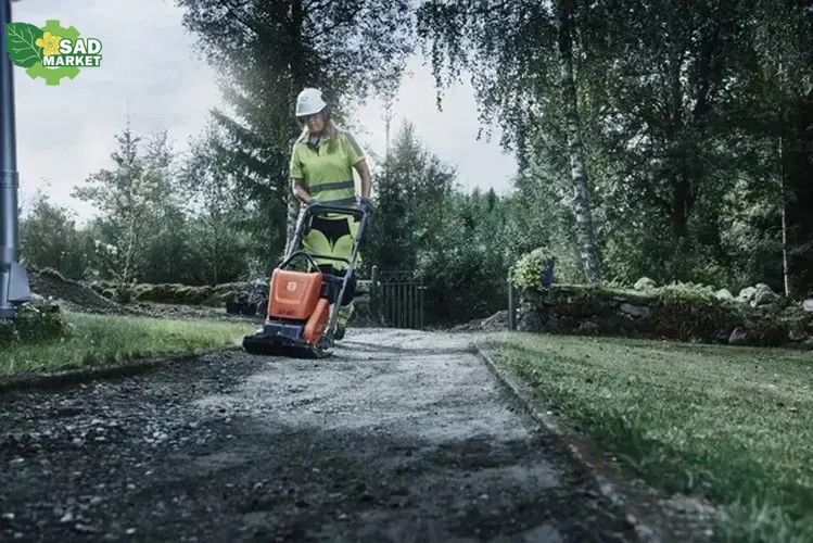 Виброплита прямоходная бензиновая Husqvarna LF130 LAT (9678966-01) 9678966-01 фото