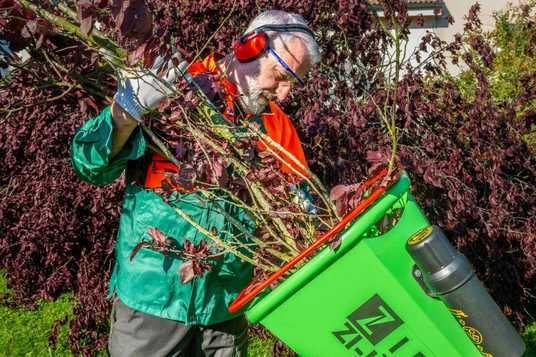 Подрібнювач бензиновий Zipper ZI-HAEK4100 купити в Києві Україні