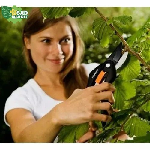 Секатор плоскостной Fiskars SingleStep&trade; P26 (111260) 1000567 1000567 фото