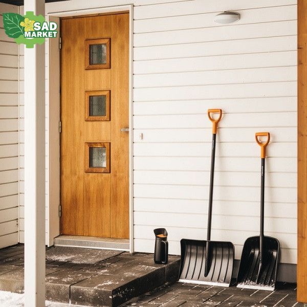 Лопата для уборки снега Fiskars Solid 1052525 1052525 фото