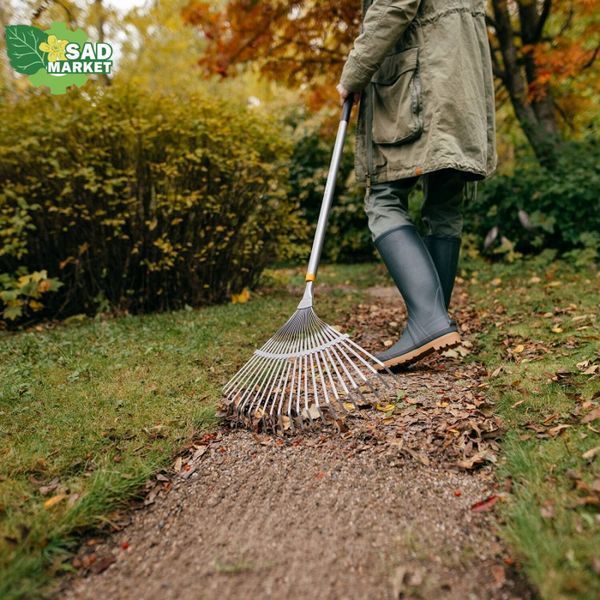 Грабли стальные веерные Fiskars Ergonomic 1076977 фото