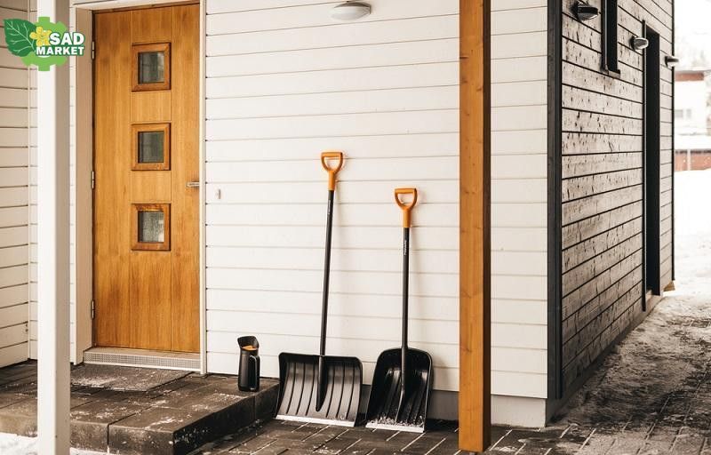 Скрепер для уборки снега Fiskars Solid 1052526 1052526 фото