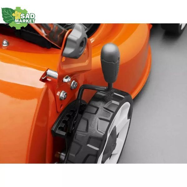 Газонокосилка бензиновая HUSQVARNA LC 140P 9704881-01 фото