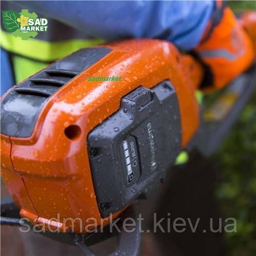 Аккумуляторные удлинённые ножницы для живой изгороди Husqvarna 520iHE3 9679158-13 фото
