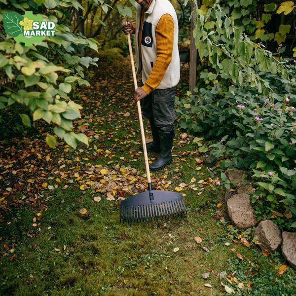 Грабли пластиковые с ручкой Fiskars Classic 1080009 фото