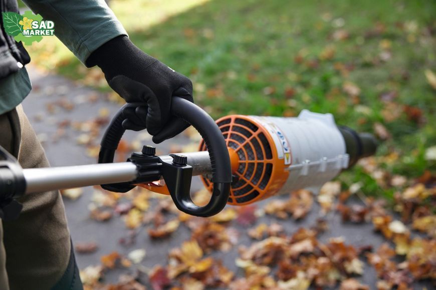 Комбидвигатель аккумуляторный STIHL KMA 120 R, 1.35 л.с. FA080116820 фото