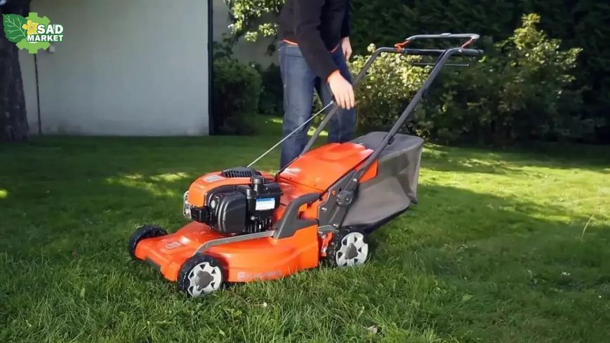 Газонокосилка бензиновая Husqvarna LC 151S LC 151S фото