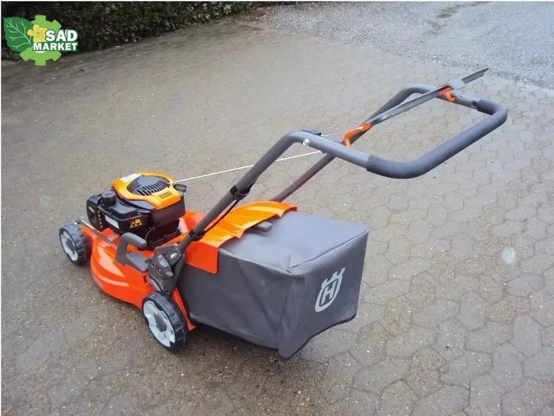 Газонокосилка бензиновая Husqvarna LC 247 LC 247 фото