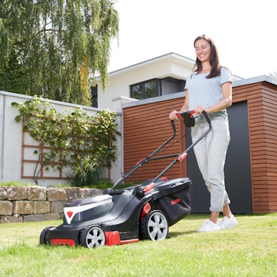 AL-KO 38.5 Li Comfort Set в работе